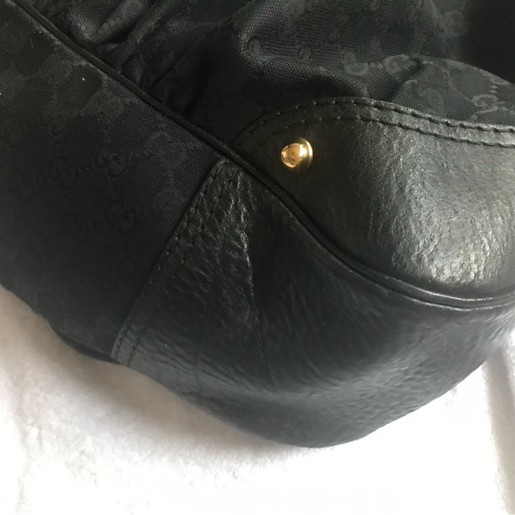 Authentic GUCCI HOBO - large - Picture 11 of 12